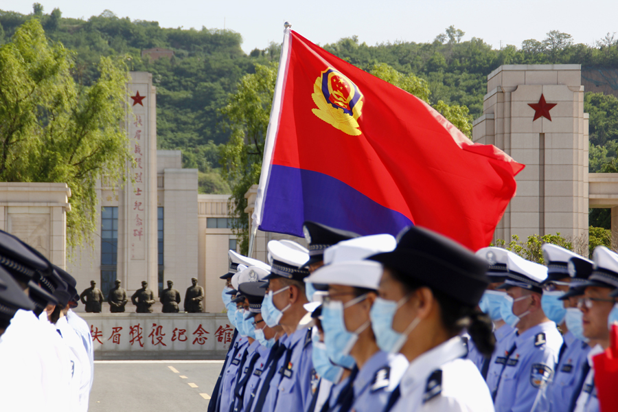 永葆本色  魏金光摄 18992792652.jpg