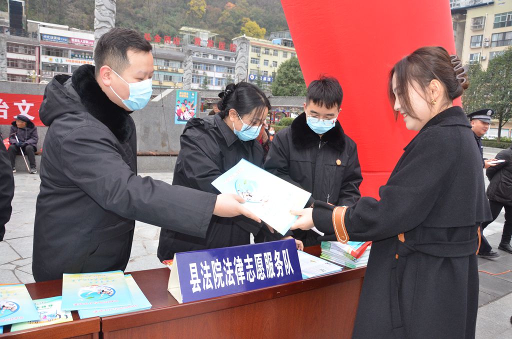 7ddf9af453d893f1359d335f61efb0f_副本.jpg